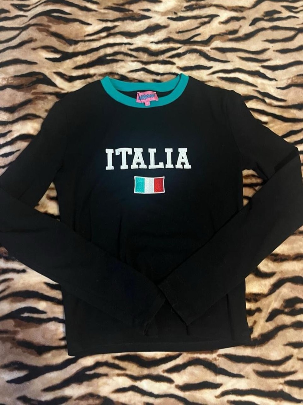 ITALIA Black Sweatshirt with Teal Trim and Italy Flag